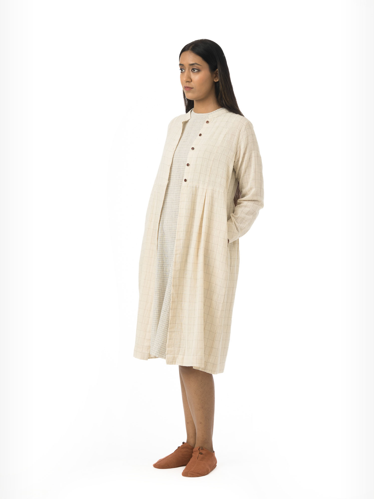 Parat Shrug