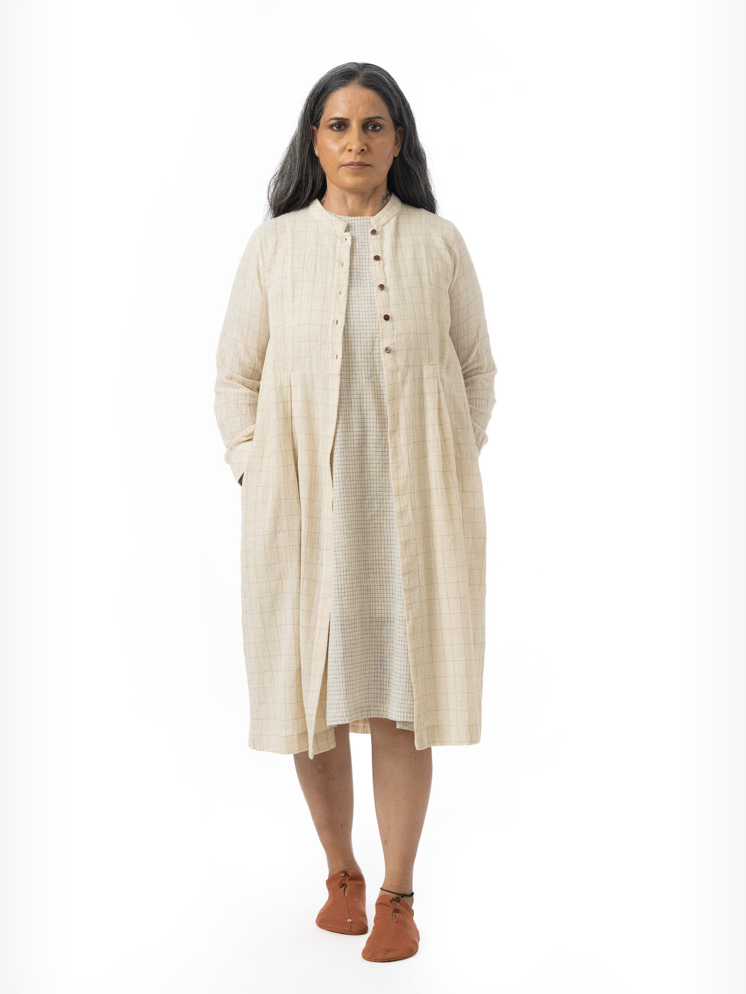 Parat Shrug